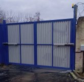 Распашные ворота профнастил